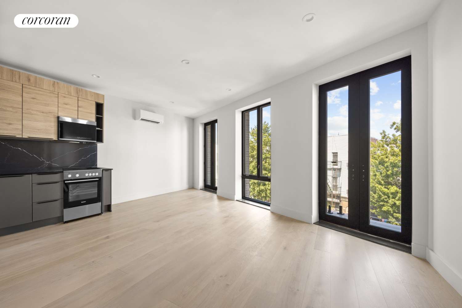 Brooklyn, NY 11237,1048 FLUSHING Avenue #3R