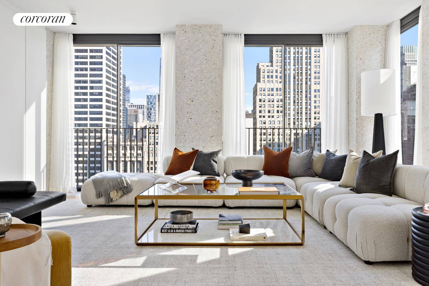 Manhattan, NY 10018,16 W 40TH Street #26B