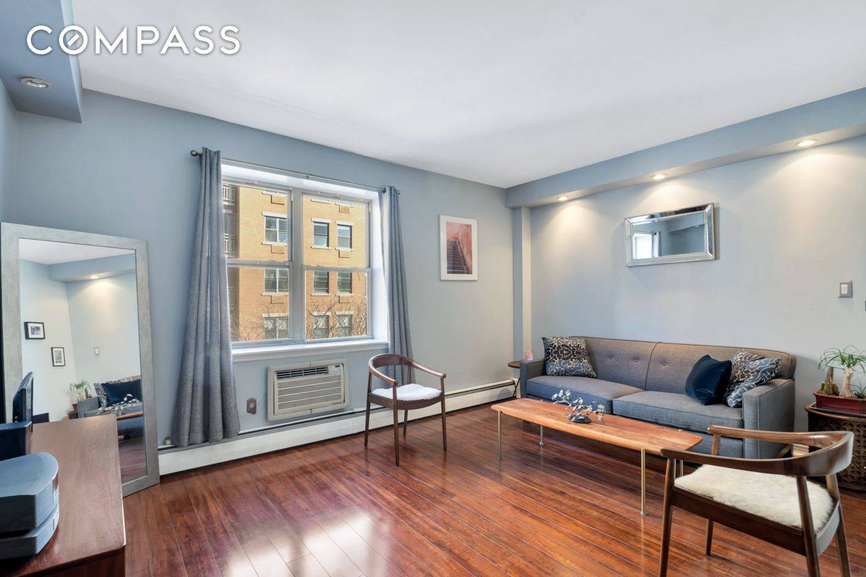 Manhattan, NY 10035,1787 Madison Avenue #312