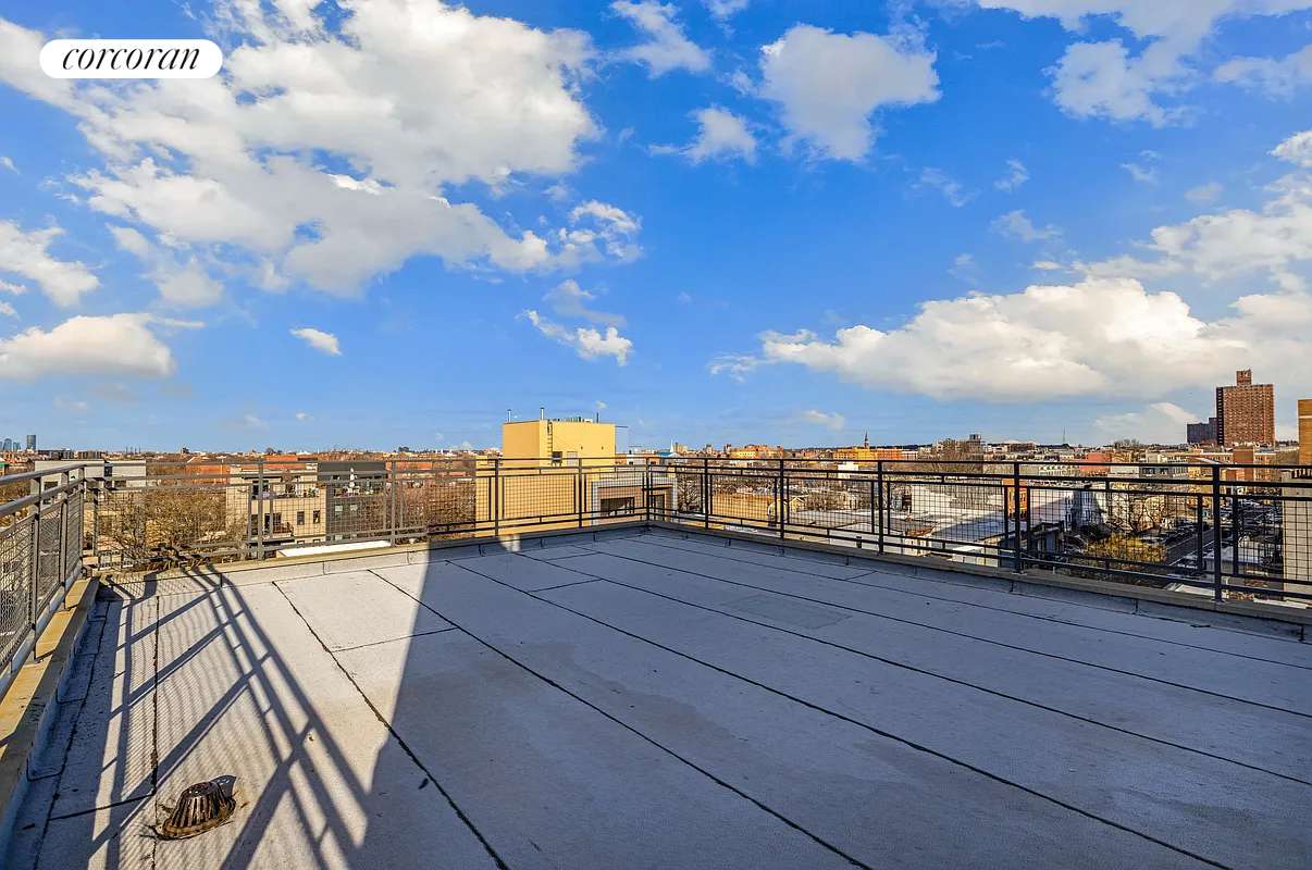Brooklyn, NY 11213,1528 BERGEN Street #1A