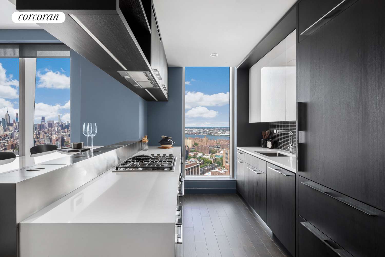 Manhattan, NY 10002,252 SOUTH Street #29L