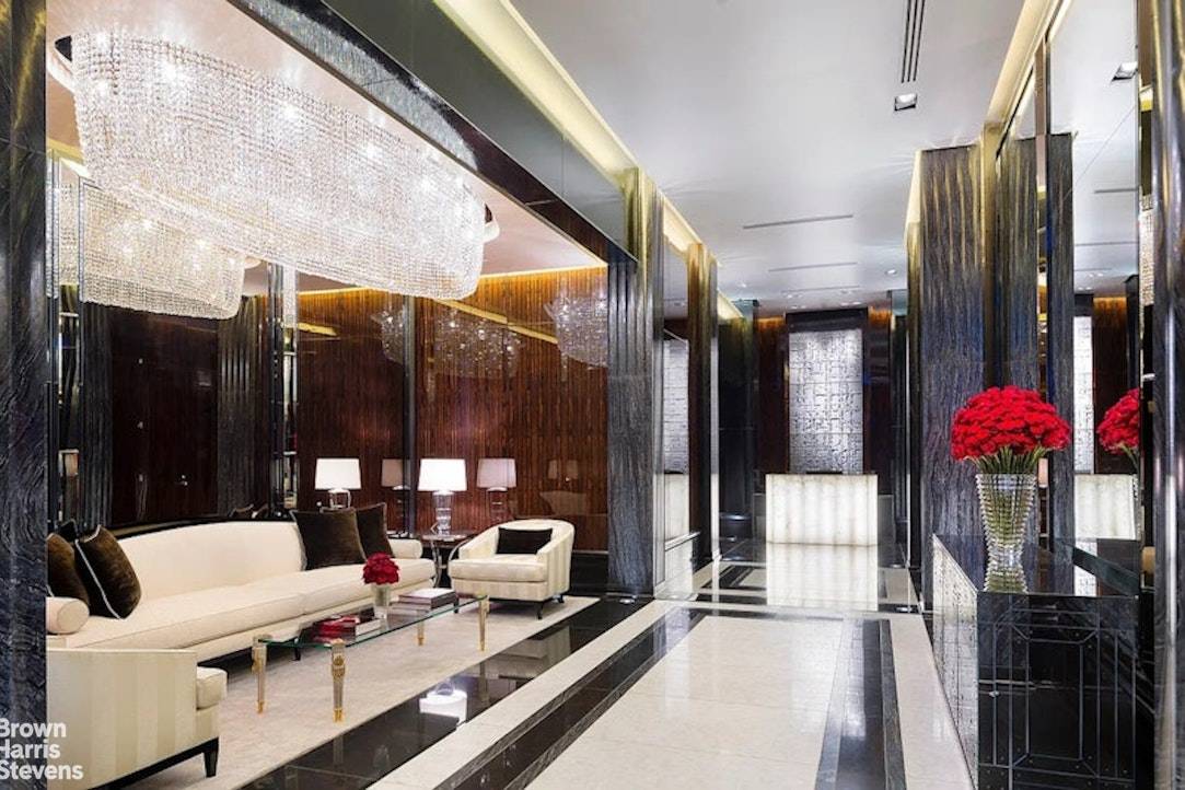 Manhattan, NY 10103,20 W 53RD Street #22C