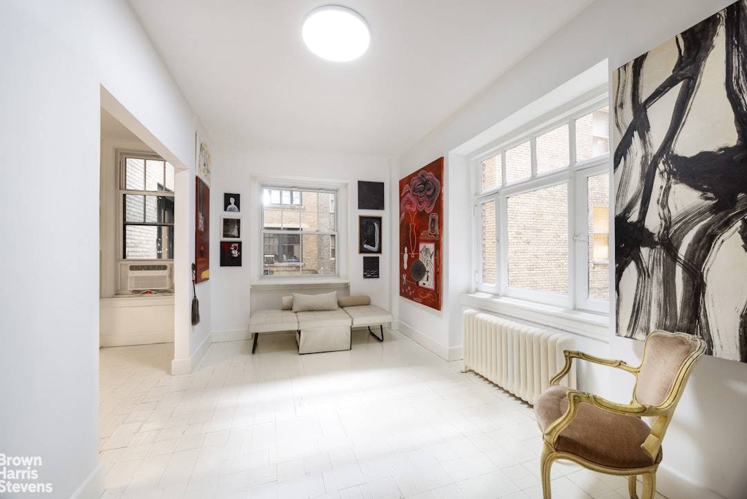 Manhattan, NY 10023,2 W 67TH Street #1A