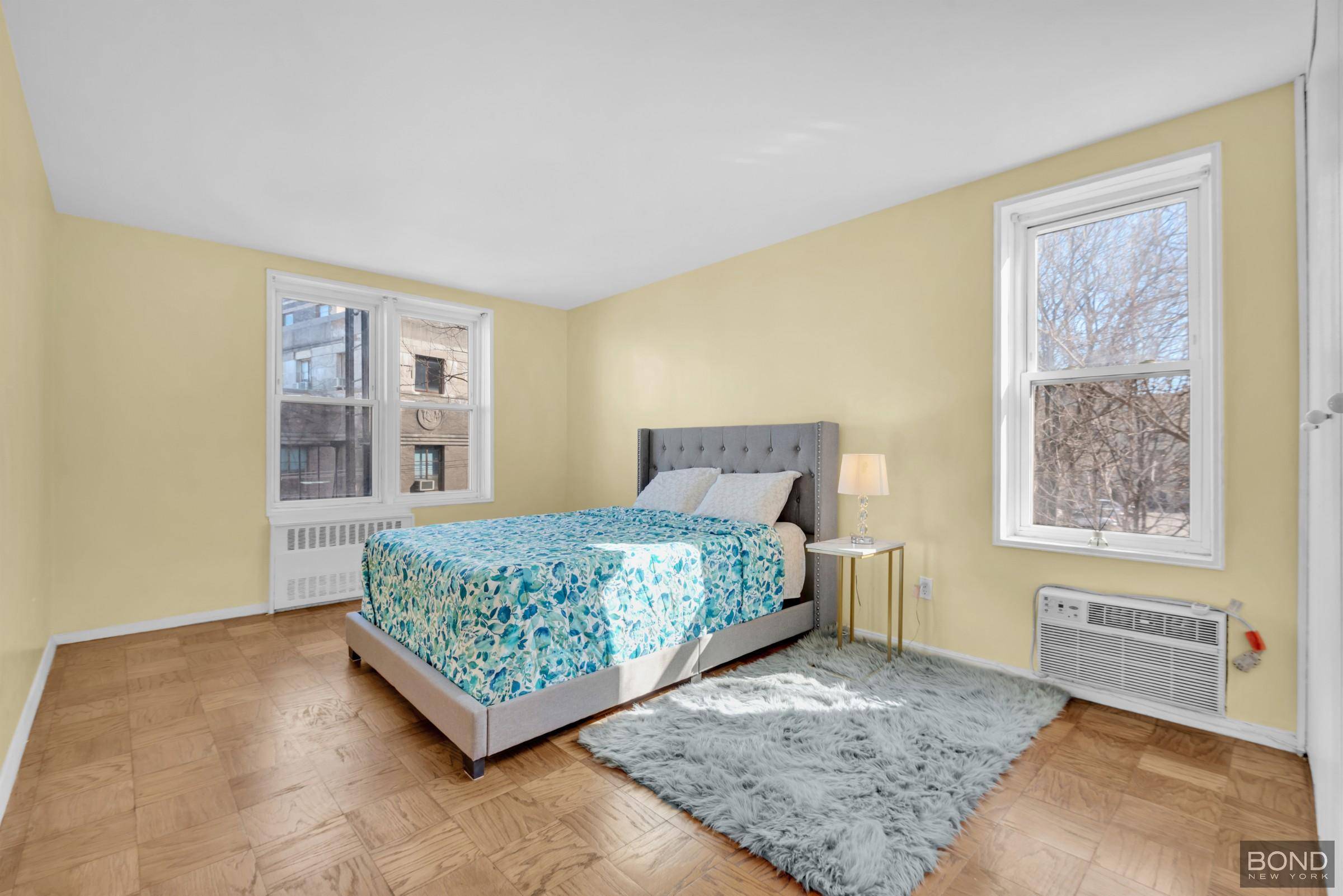 Statenisland, NY 10301,36 Hamilton Avenue #1M