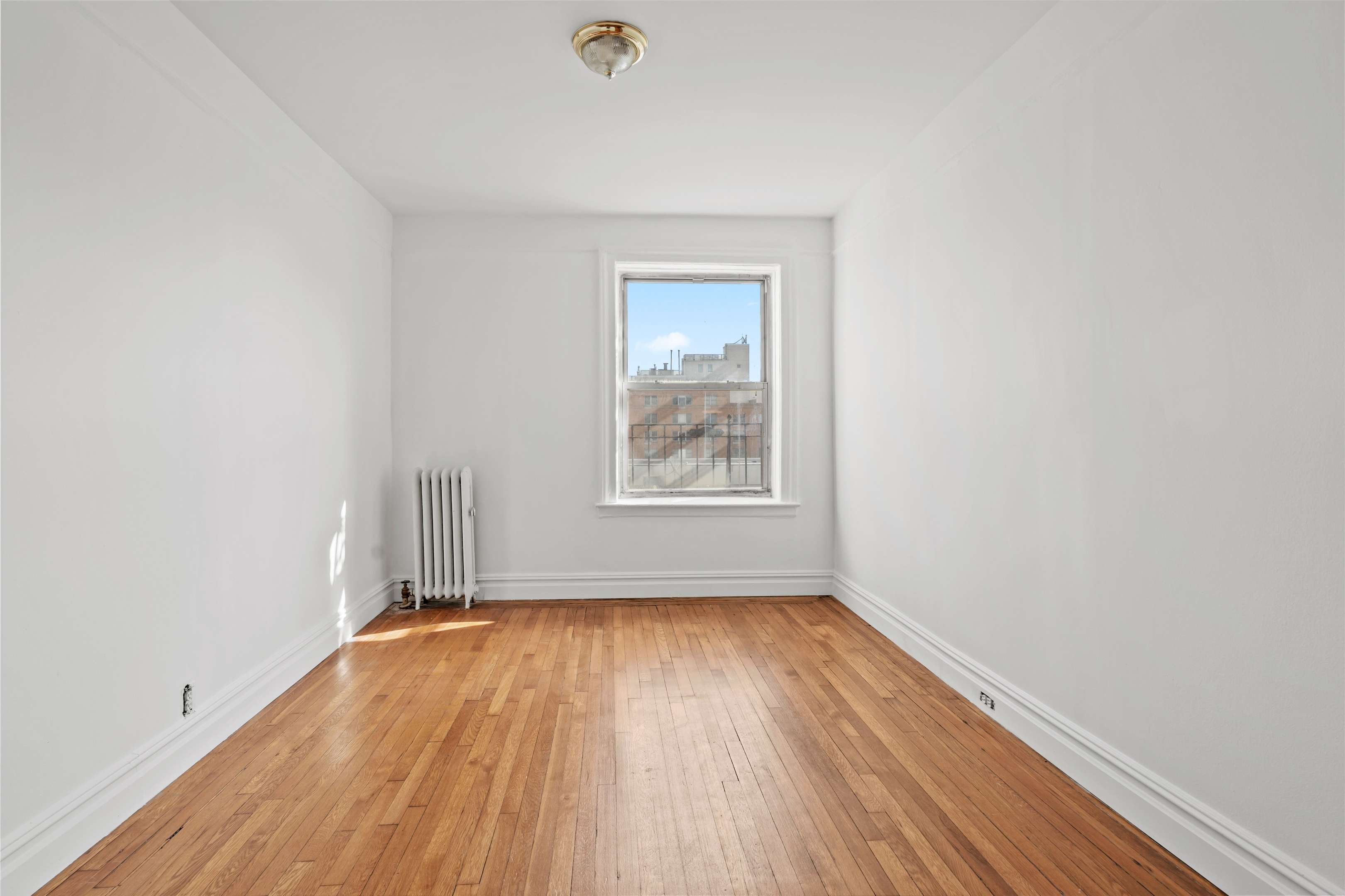 Queens, NY 11104,45-08 40th Street #A42