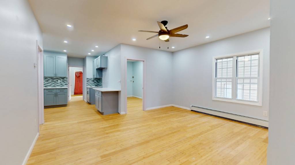 Brooklyn, NY 11236,1725 Rockaway Parkway