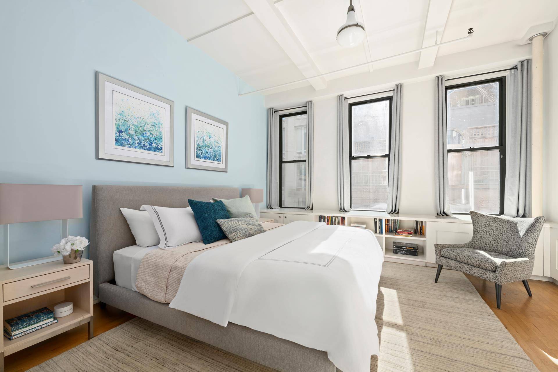 Manhattan, NY 10010,40 W 22ND Street #4