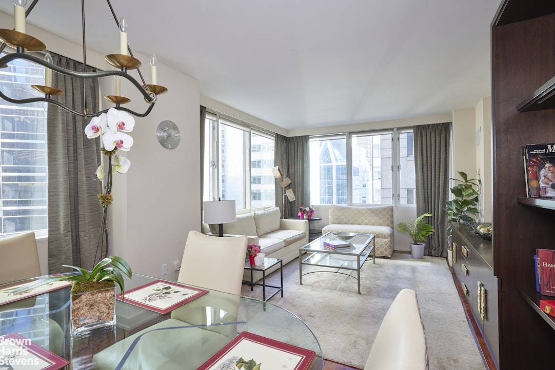 Manhattan, NY 10022,60 E 55TH Street #15D