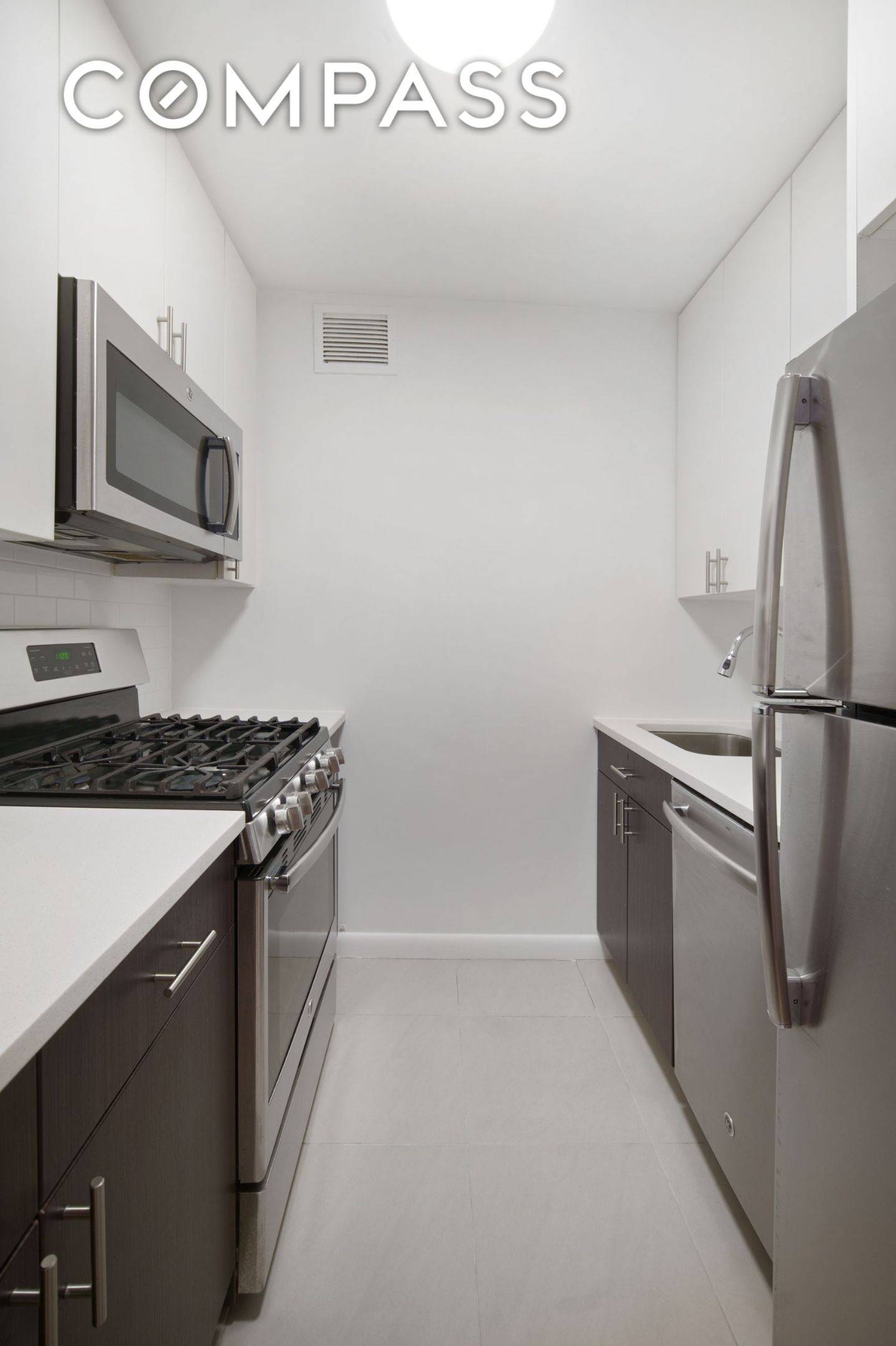 Manhattan, NY 10280,300 Rector Place #7F