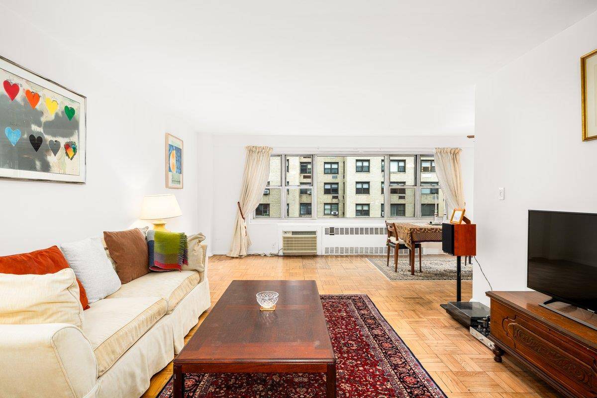 Manhattan, NY 10075,440 E 79th Street #7-E