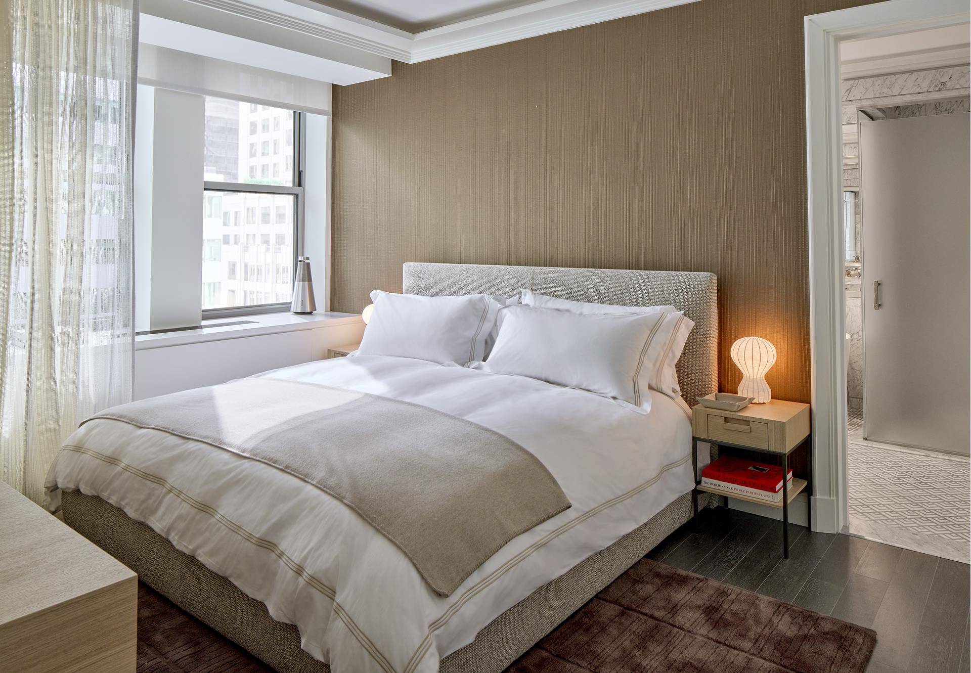 Manhattan, NY 10022,301 PARK Avenue #2019