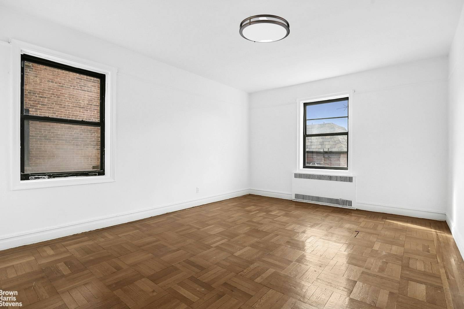 Queens, NY 11372,35-30 73RD Street #3A