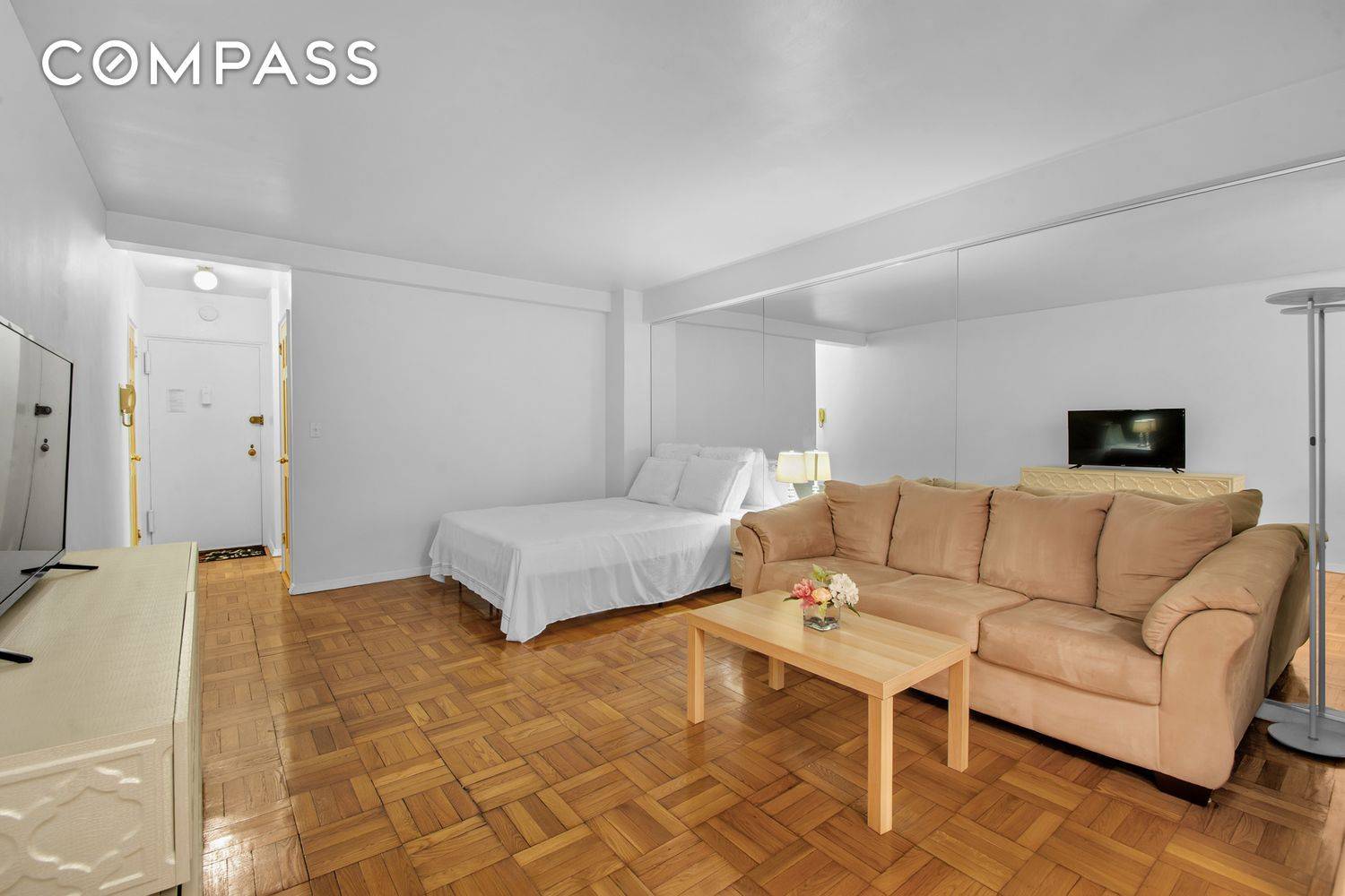 Manhattan, NY 10017,225 E 46th Street #4K