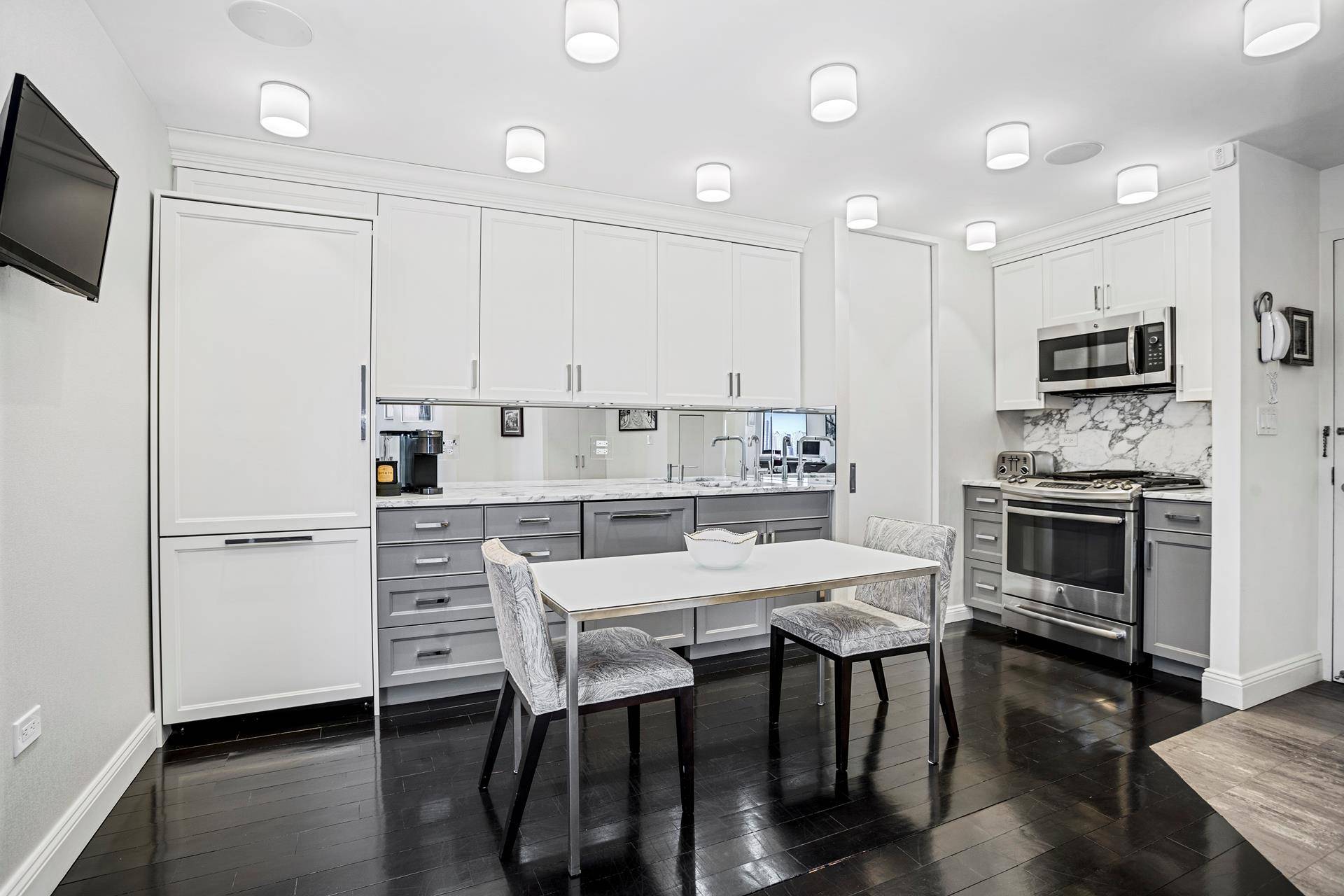 Manhattan, NY 10280,380 RECTOR Place #20B