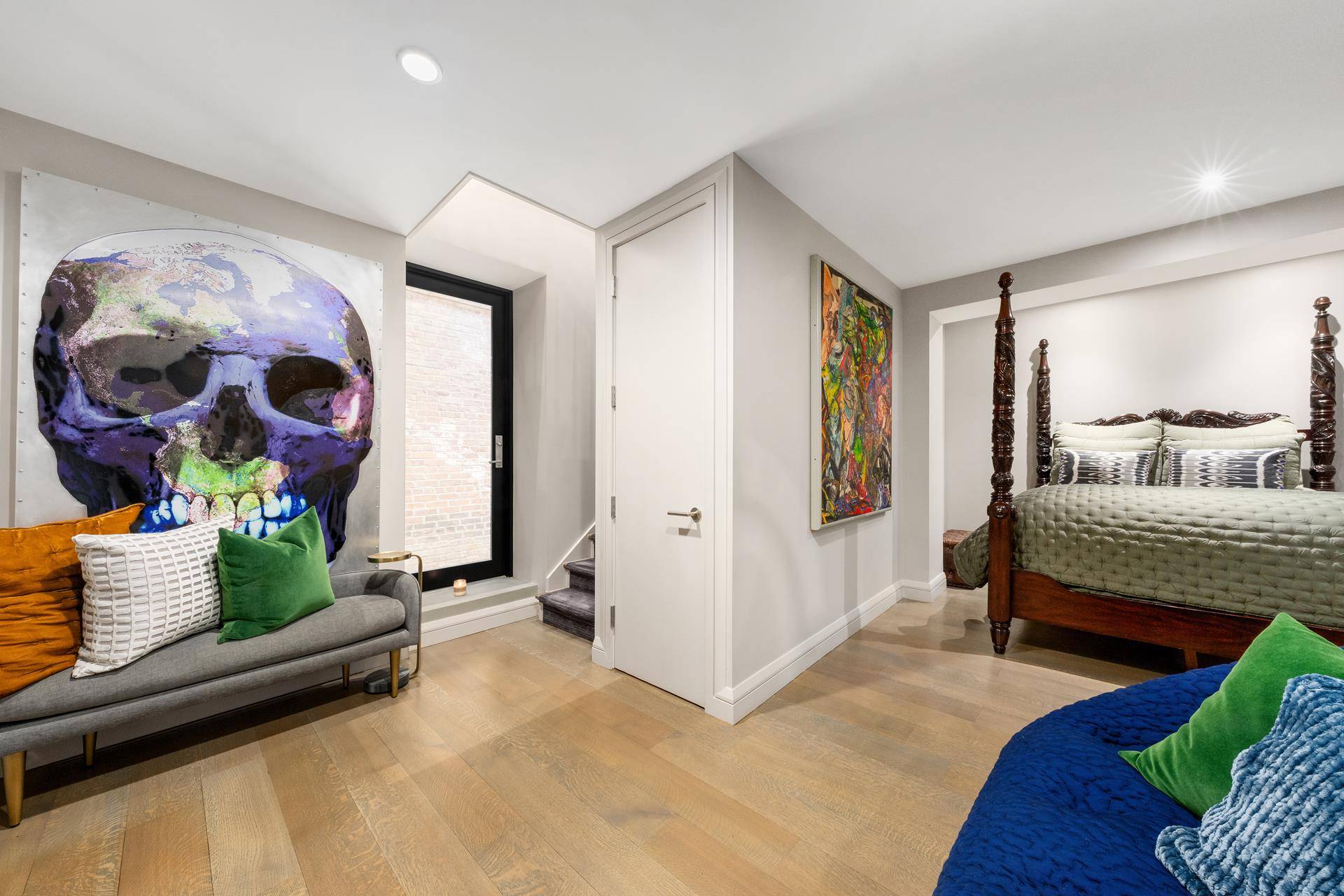 Manhattan, NY 10011,159 W 24TH Street #1A