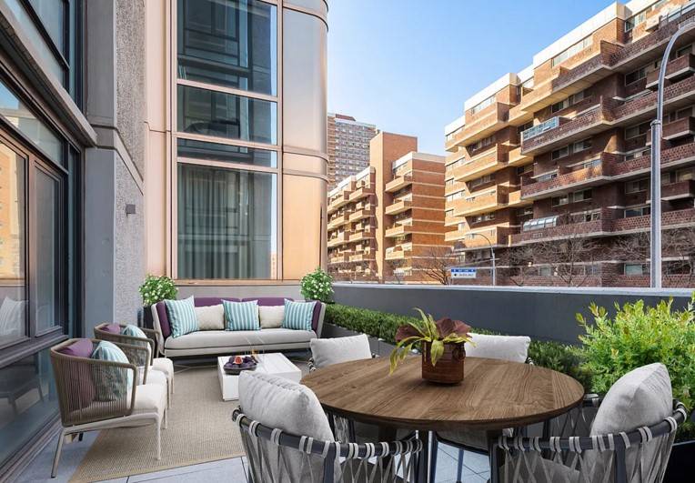 Manhattan, NY 10010,385 1ST Avenue #2B
