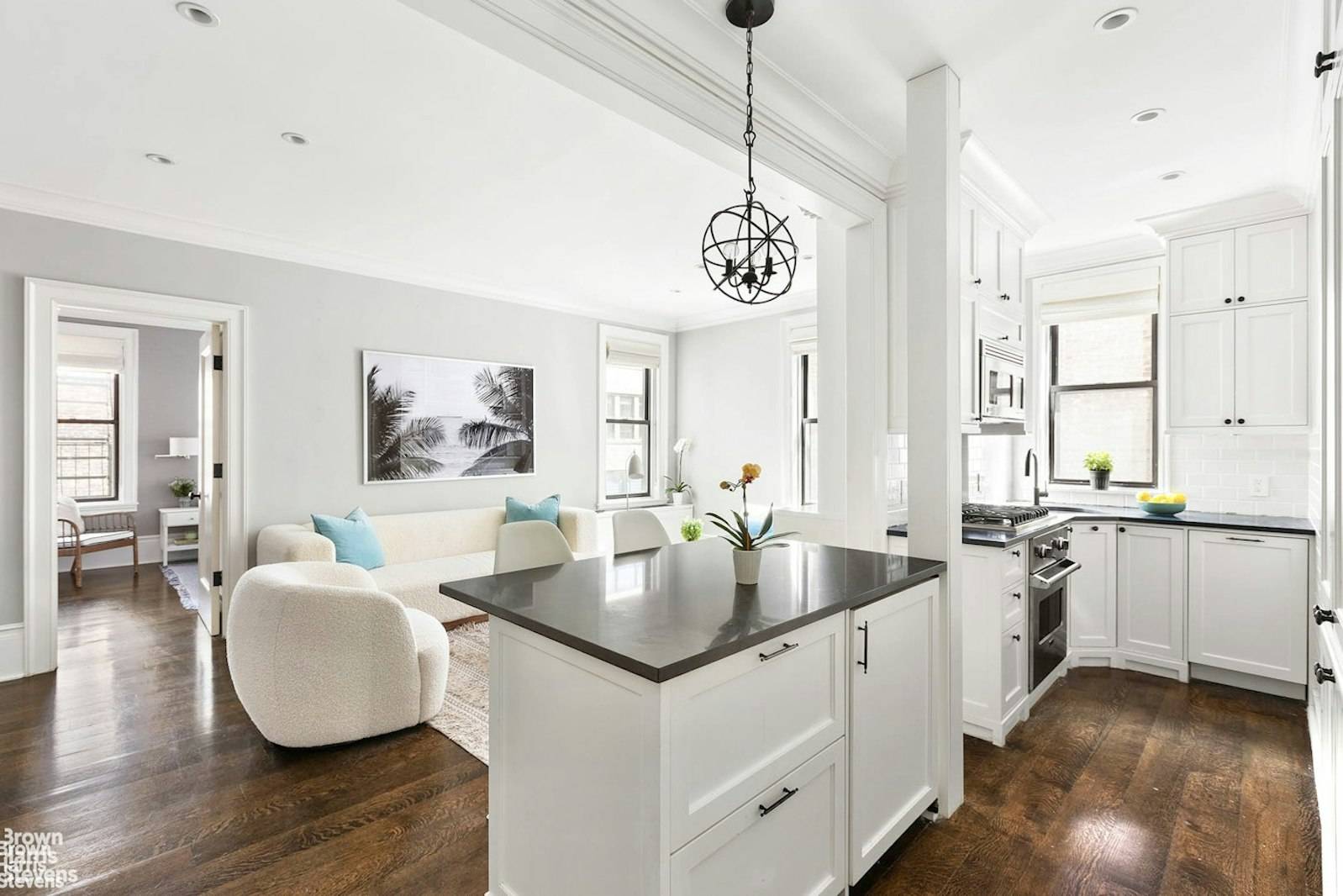 Manhattan, NY 10128,1361 MADISON Avenue #6G