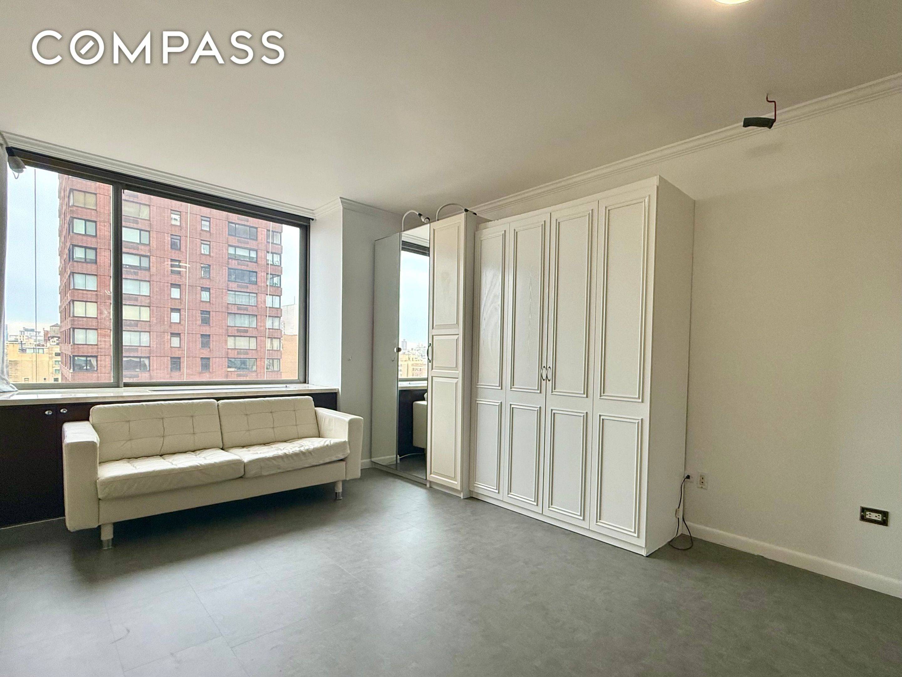 Manhattan, NY 10023,111 W 67th Street #22K