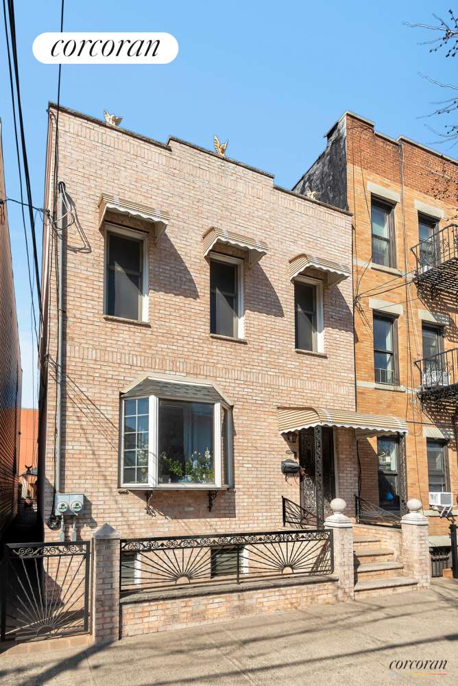 Queens, NY 11106,36-44 11TH Street