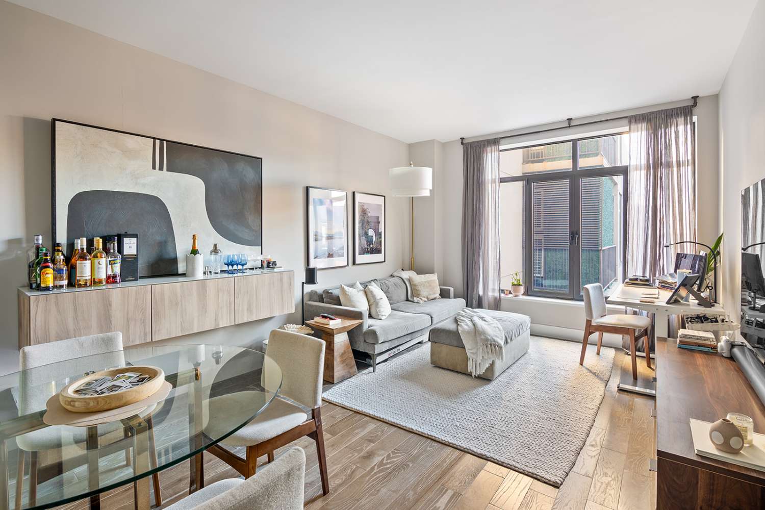 Manhattan, NY 10026,10 LENOX Avenue #6F