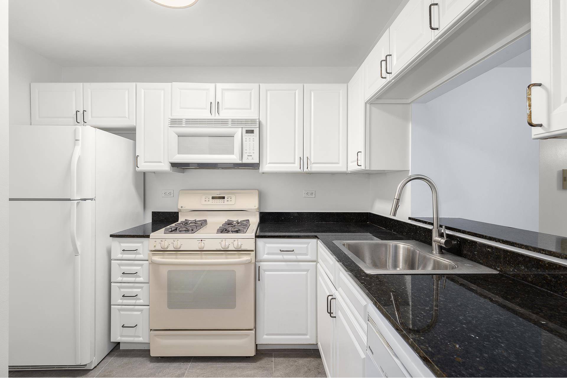Manhattan, NY 10026,1400 5TH Avenue #3L