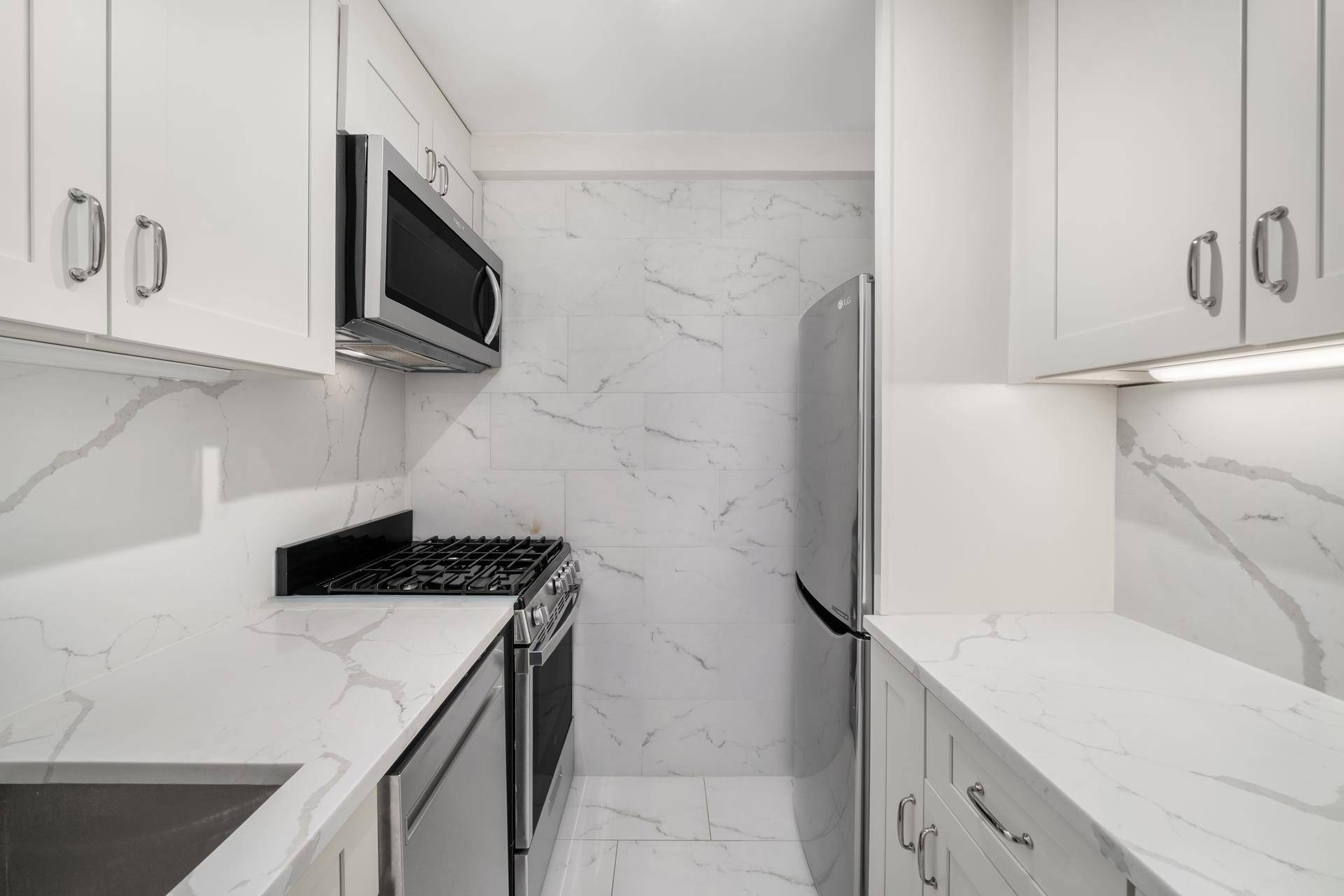 Manhattan, NY 10003,111 3RD Avenue #8K