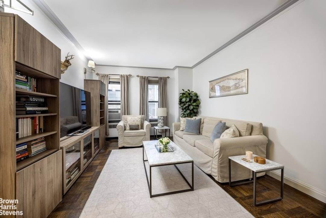 Manhattan, NY 10017,349 E 49TH Street #1G