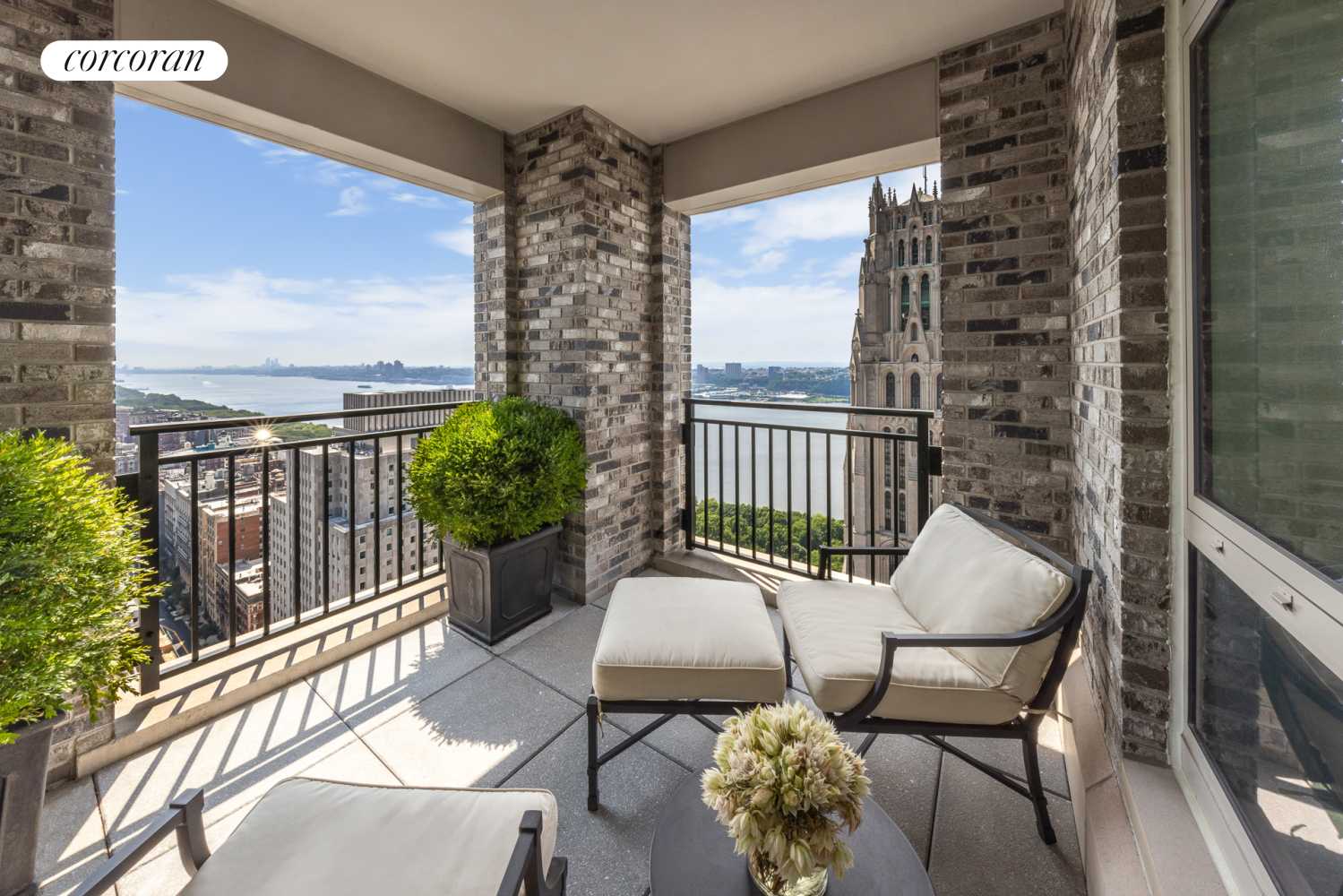 Manhattan, NY 10027,100 CLAREMONT Avenue #33C