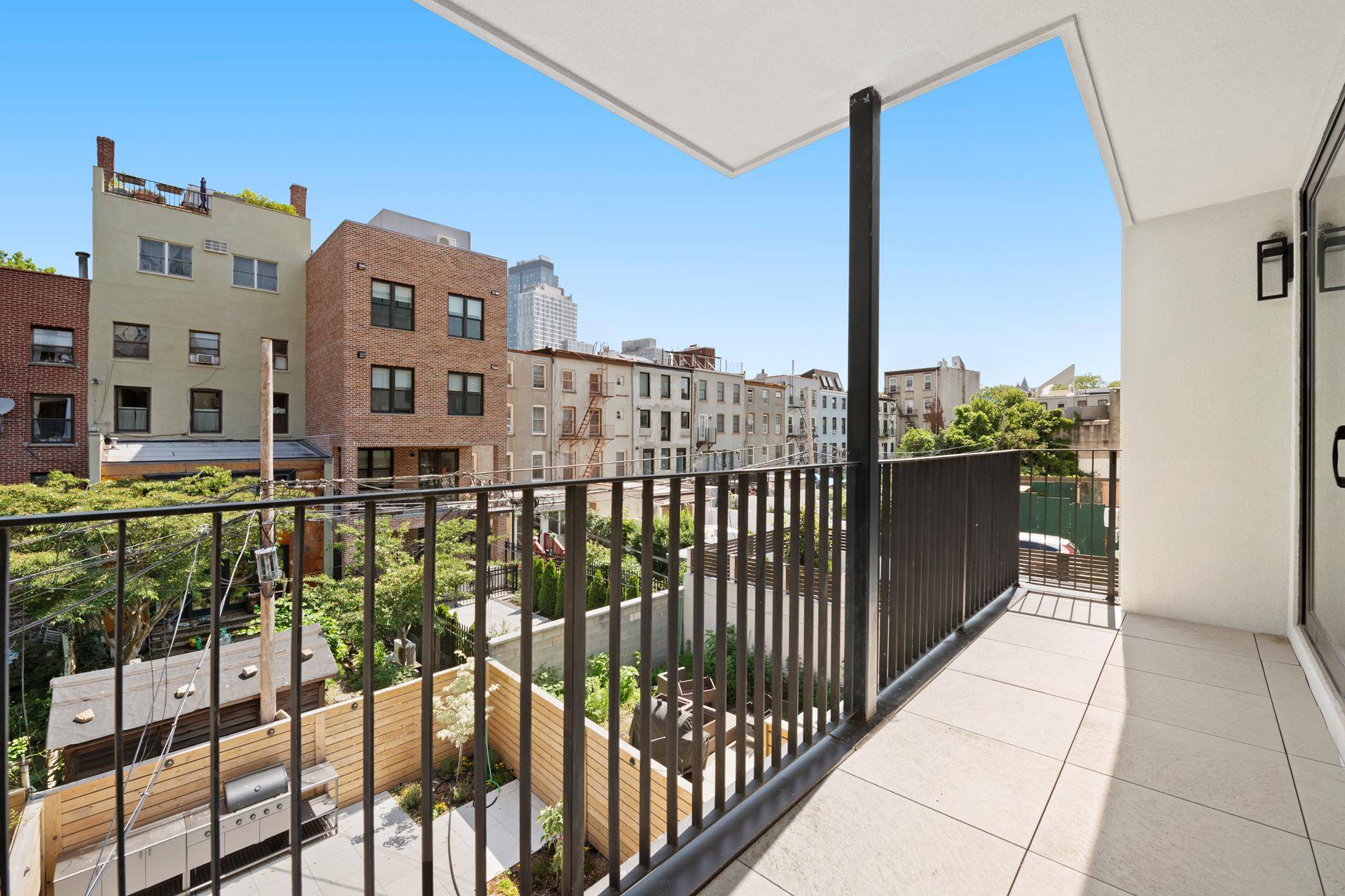 Brooklyn, NY 11217,643 BALTIC Street #2