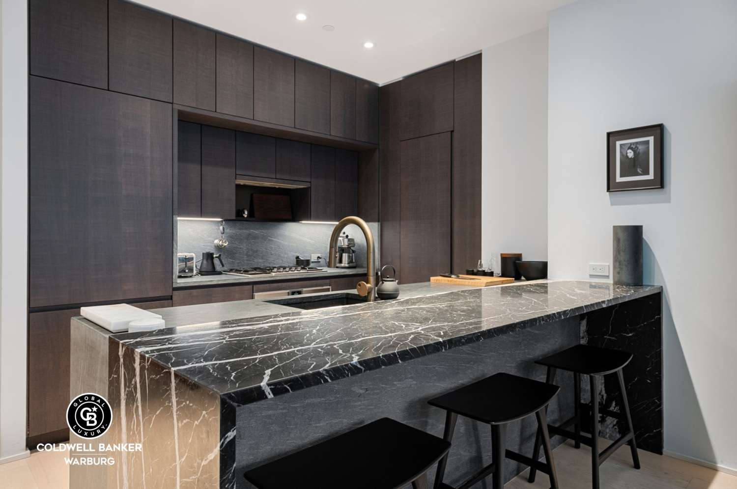 Manhattan, NY 10038,130 WILLIAM Street #10D
