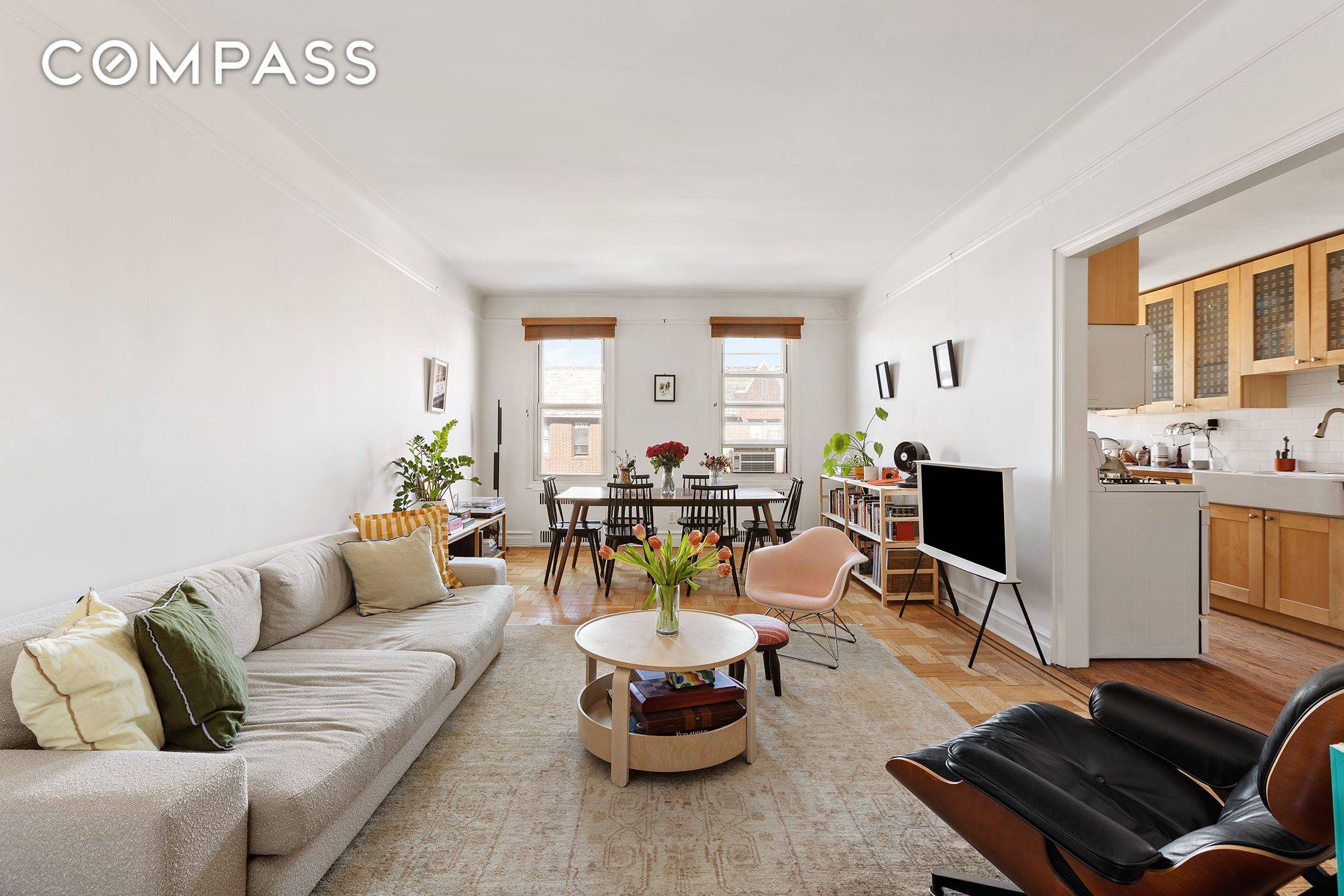 Queens, NY 11372,35-05 72nd Street #4E