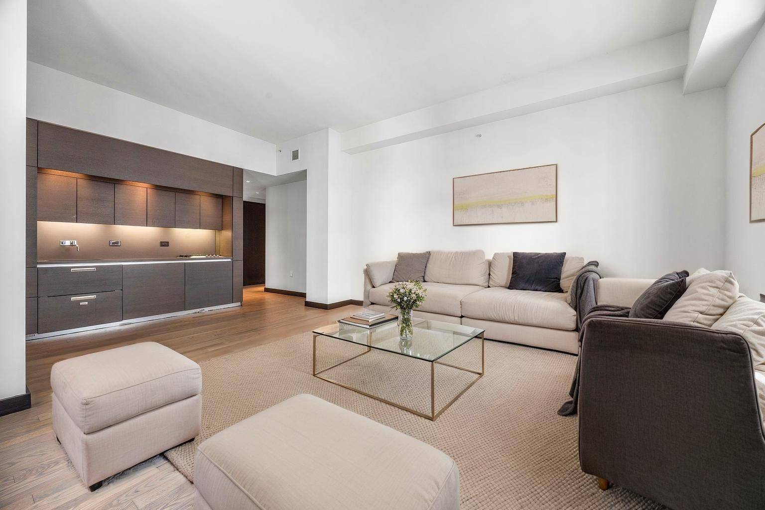 Manhattan, NY 10005,20 Pine Street #2907