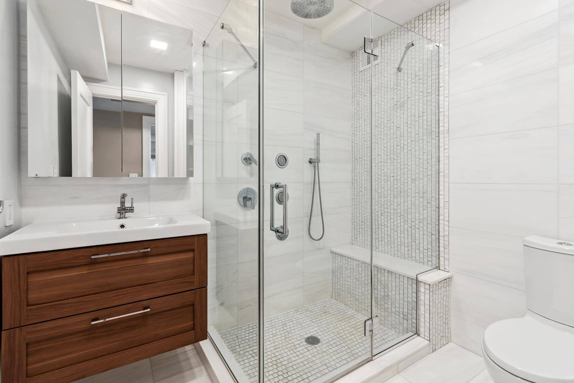 Manhattan, NY 10017,2 TUDOR CITY Place #12DS