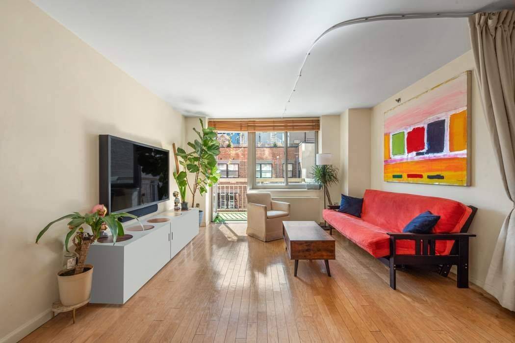 Manhattan, NY 10011,520 W 23rd Street #8B