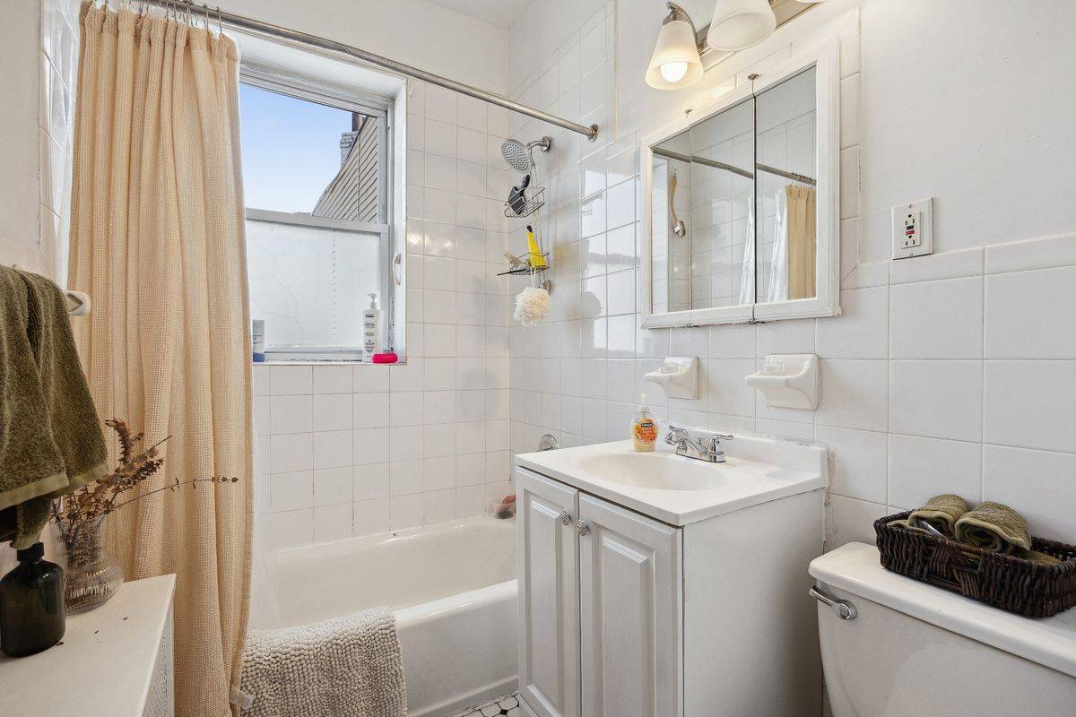 Brooklyn, NY 11222,288 Mc Guinness Boulevard #1,2,3