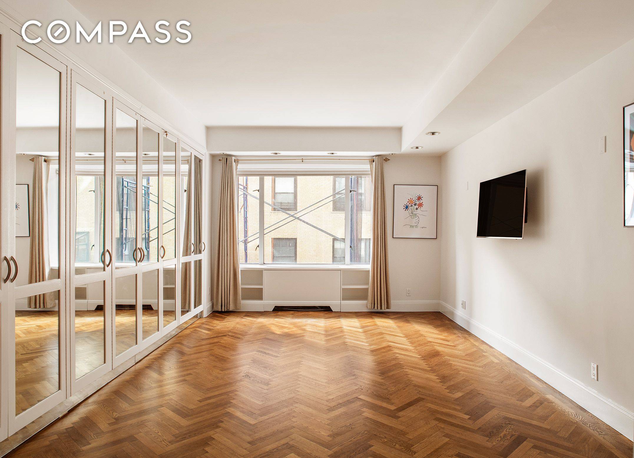 Manhattan, NY 10019,150 Central Park S #1208