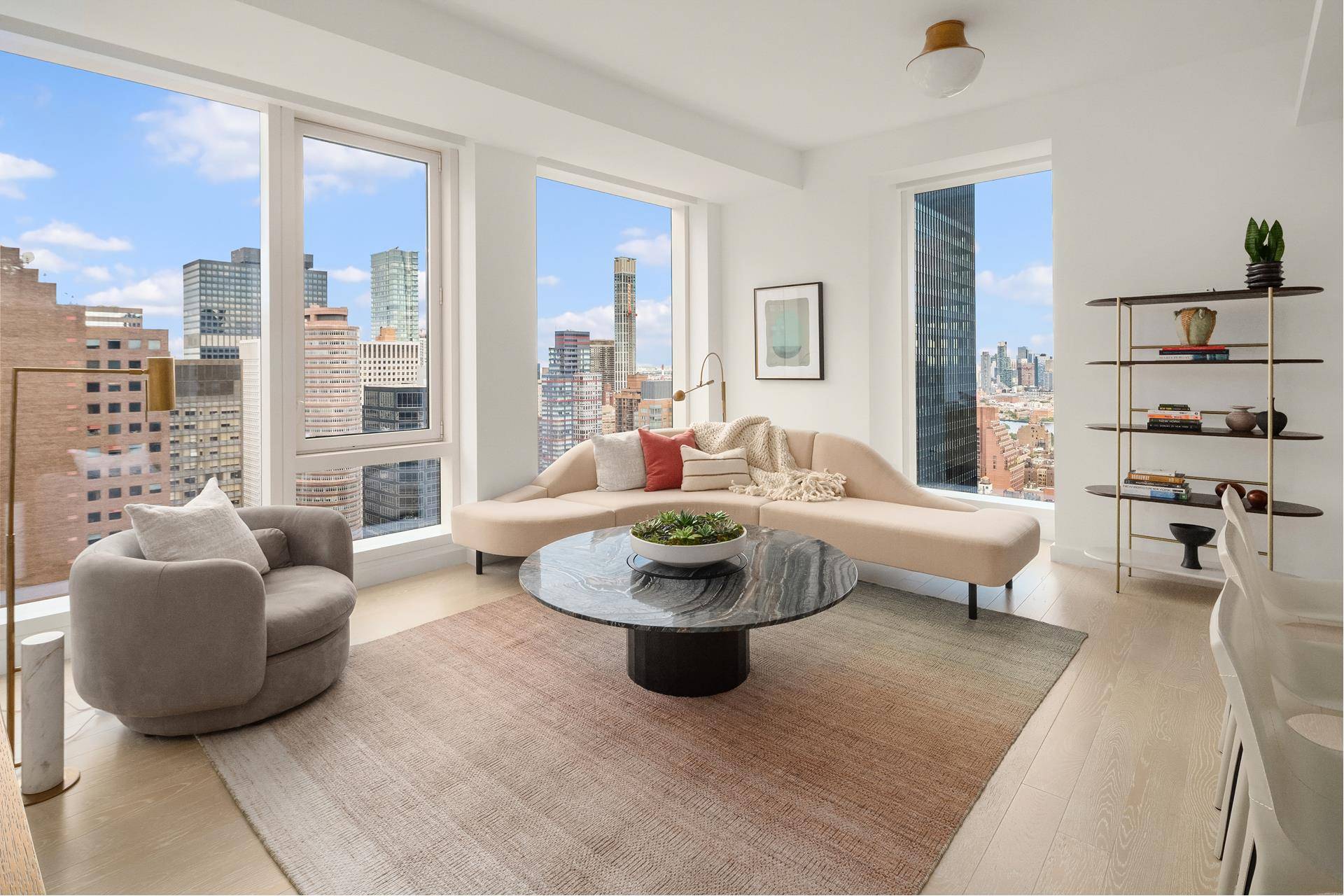 Manhattan, NY 10022,138 E 50TH Street #41B