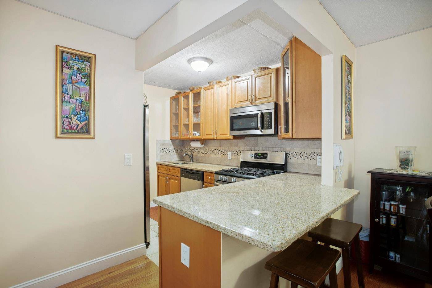 Manhattan, NY 10035,1901 MADISON Avenue #206