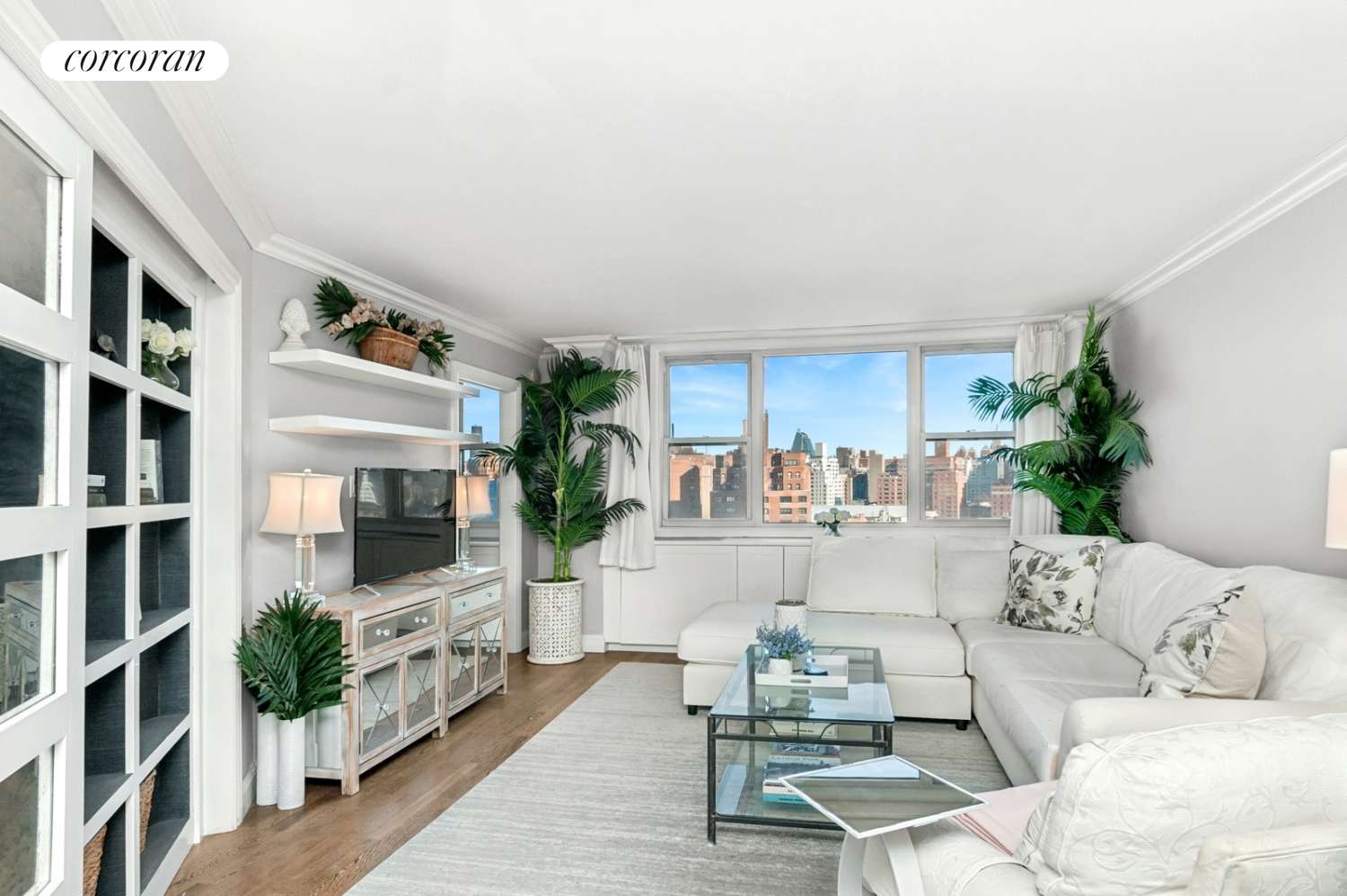 Manhattan, NY 10014,61 JANE Street #17E