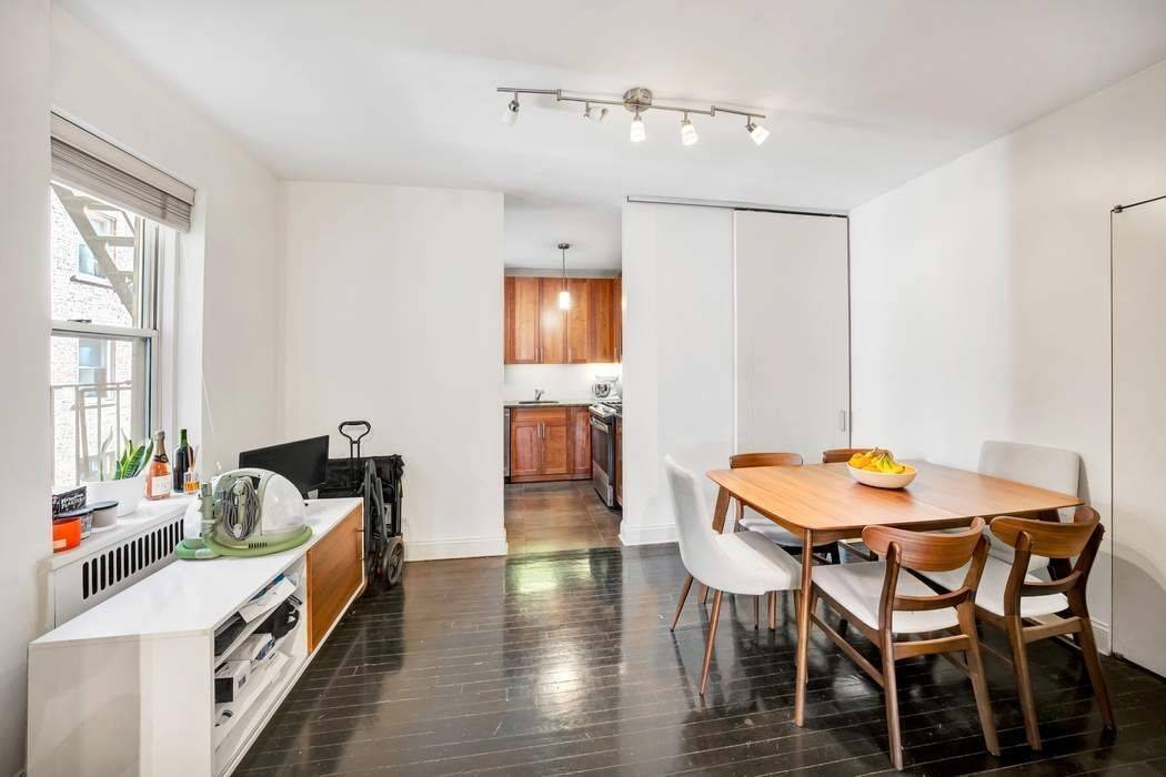 Manhattan, NY 10128,520 E 90th Street #3A