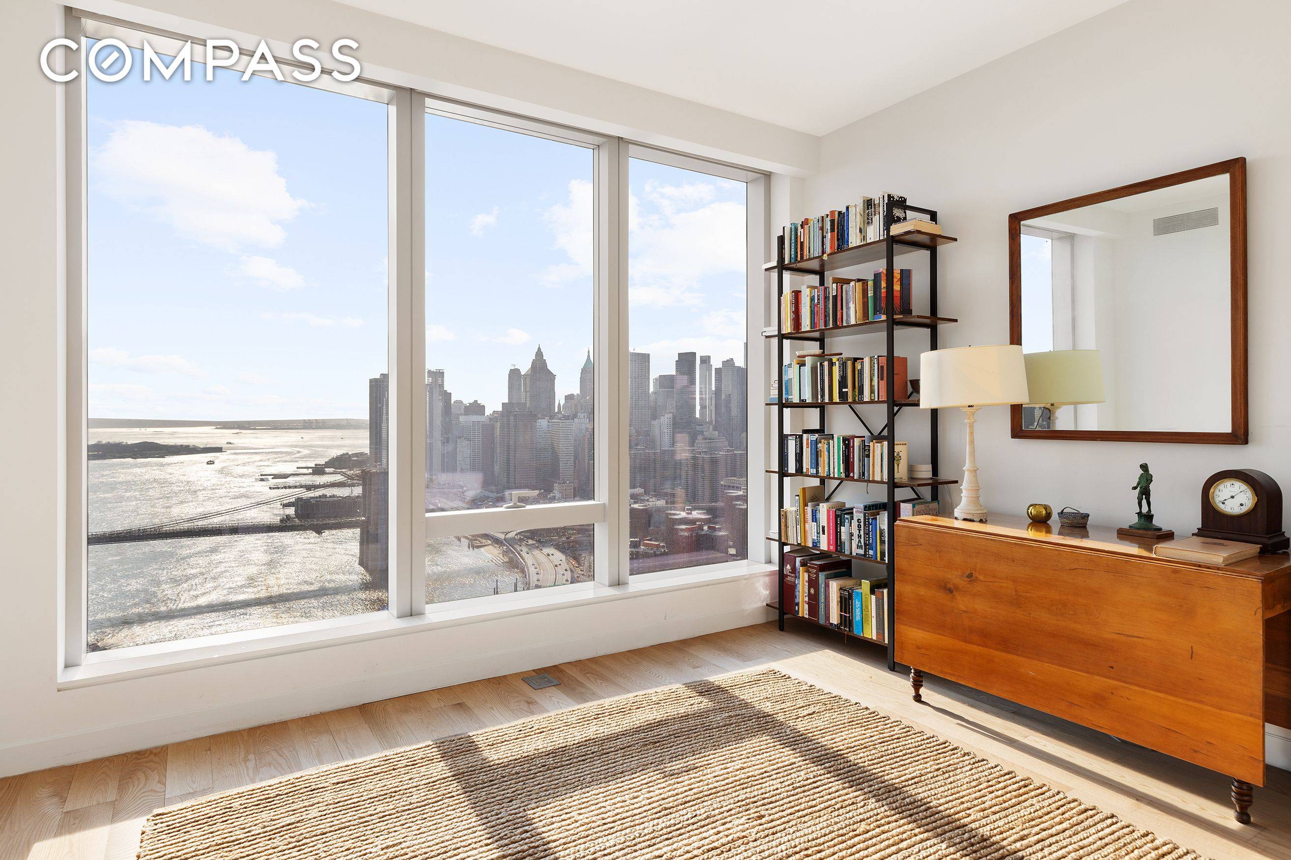 Manhattan, NY 10002,252 South Street #43C