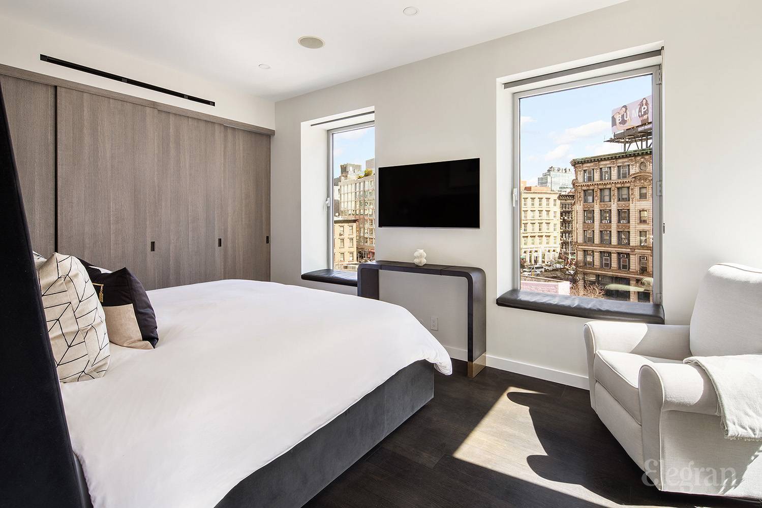 Manhattan, NY 10013,1 York Street #4-F