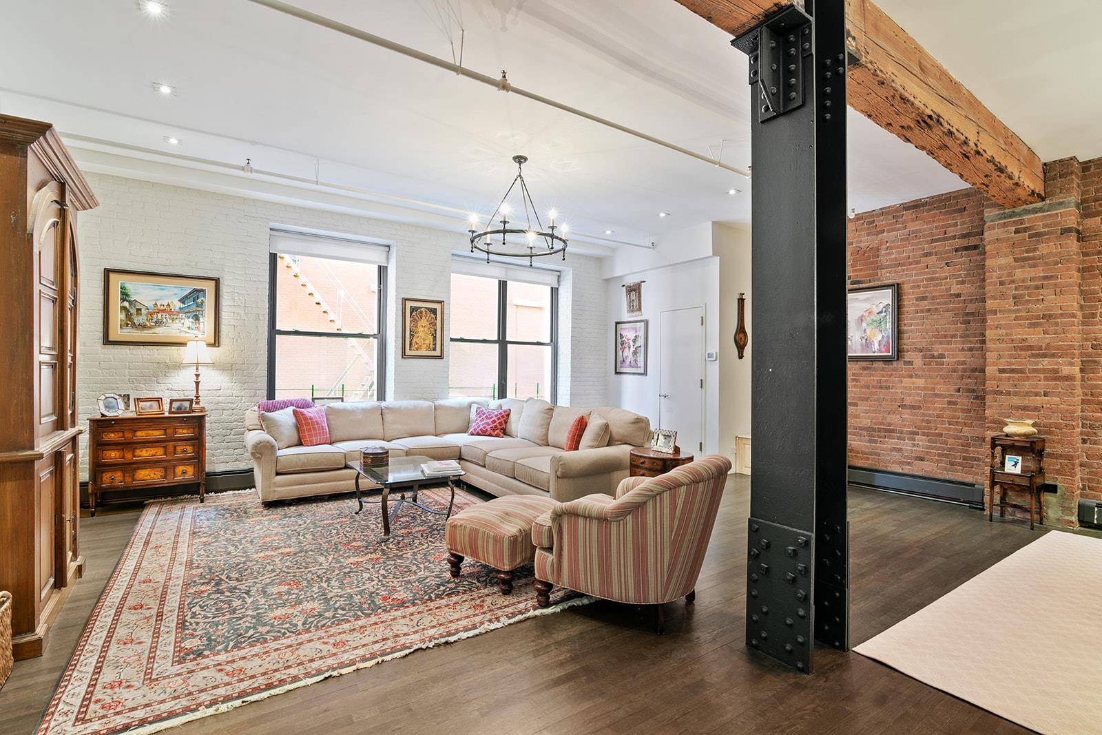 Manhattan, NY 10013,165 DUANE Street #3D