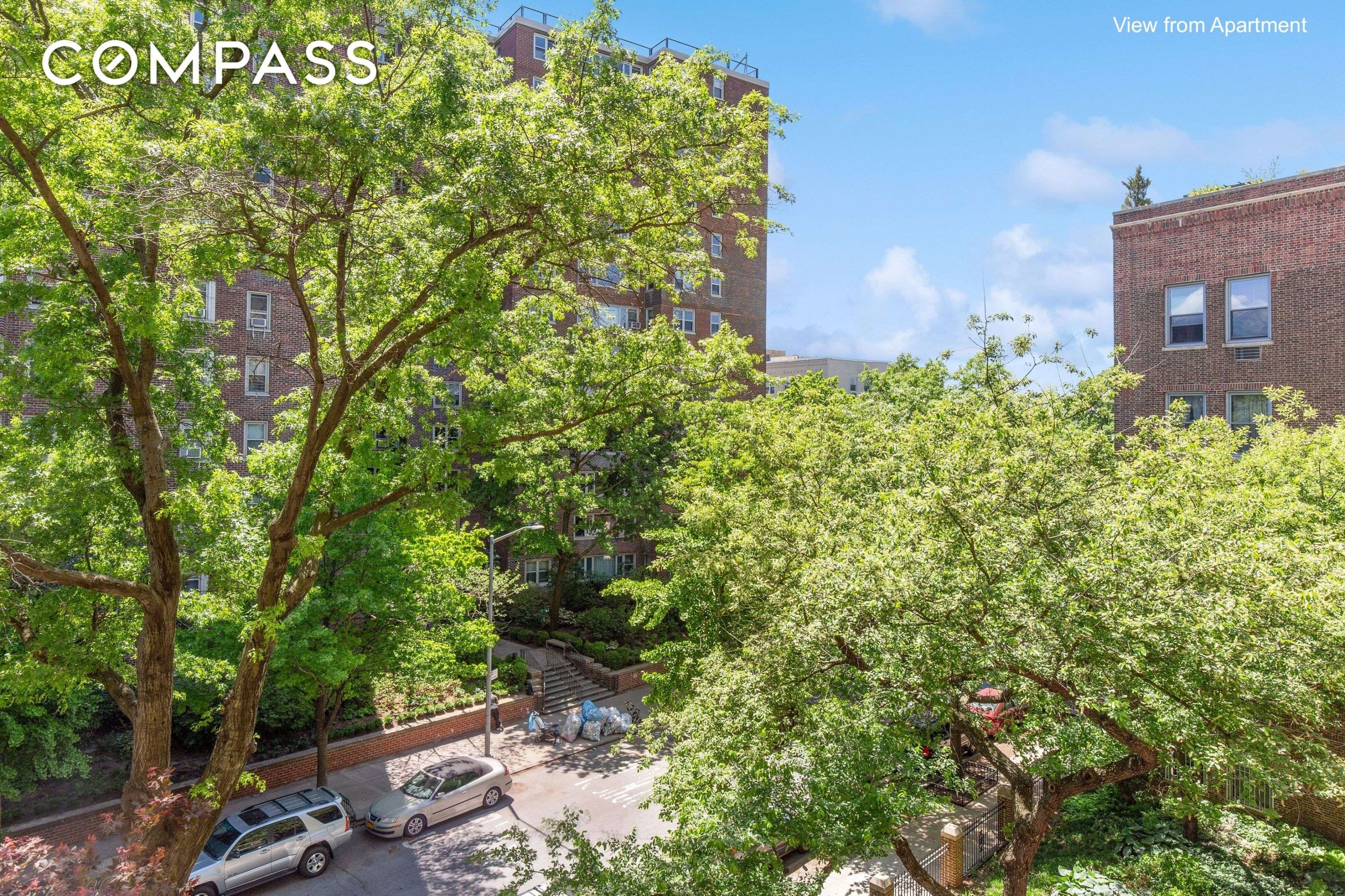 Manhattan, NY 10040,689 Fort Washington Avenue #4B