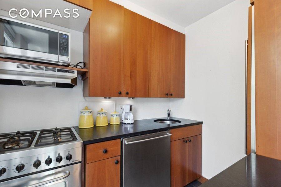 Manhattan, NY 10040,689 Fort Washington Avenue #4B