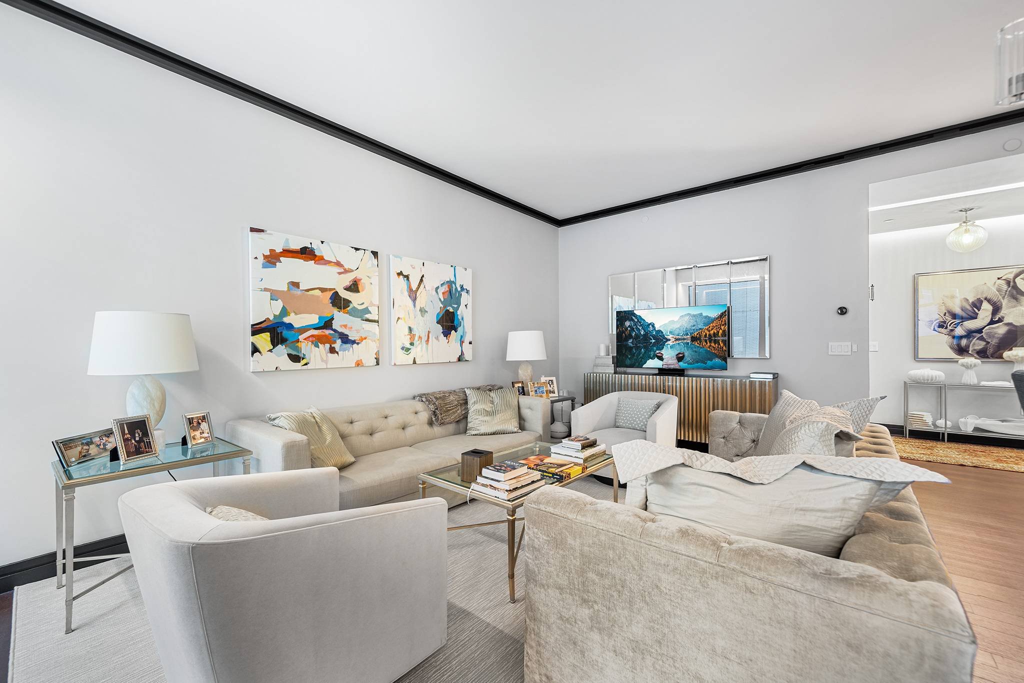 Manhattan, NY 10019,53 W 53rd Street #20C