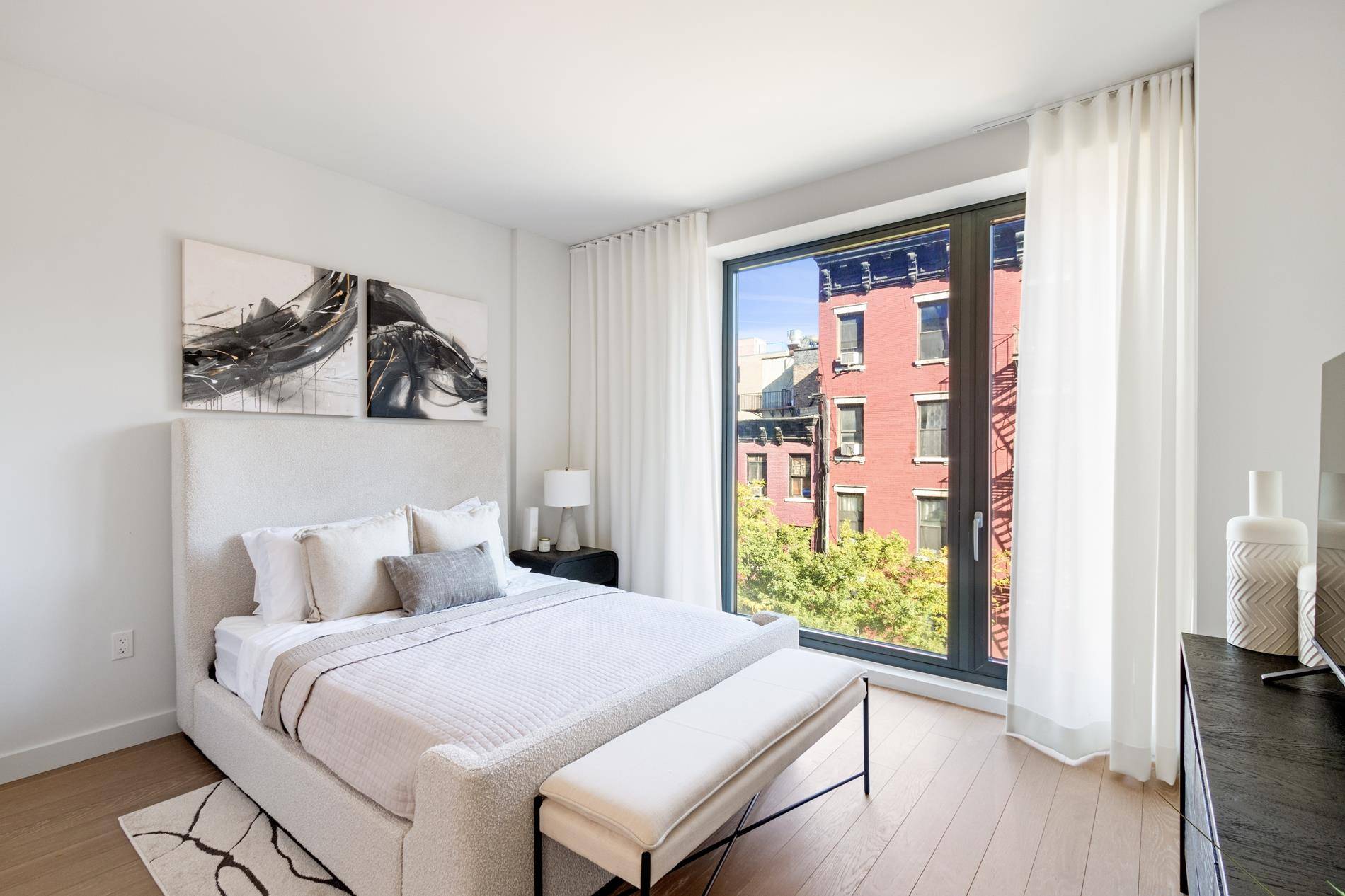 Manhattan, NY 10036,500 W 45th Street #608