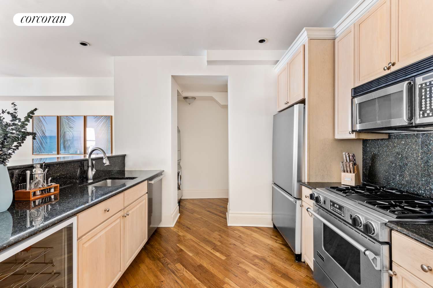 Manhattan, NY 10036,24 W 45TH Street #7