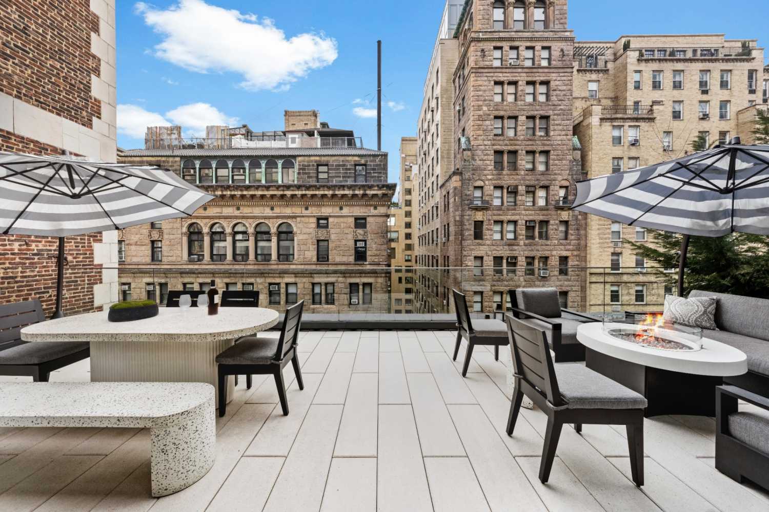 Manhattan, NY 10010,121 E 22ND Street #S901