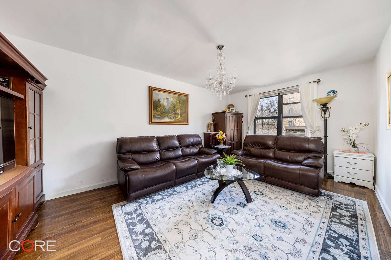 Queens, NY 11372,88-10 34th Avenue #3A